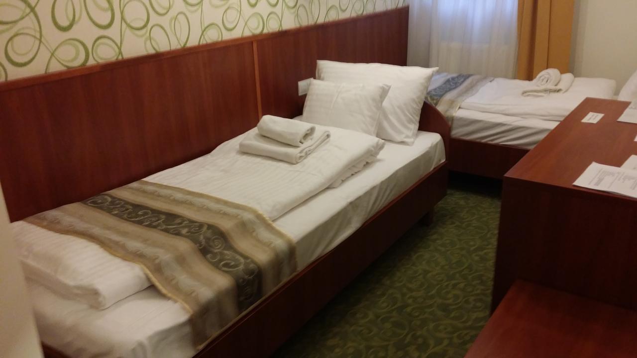Partium Hotel Сегед Экстерьер фото